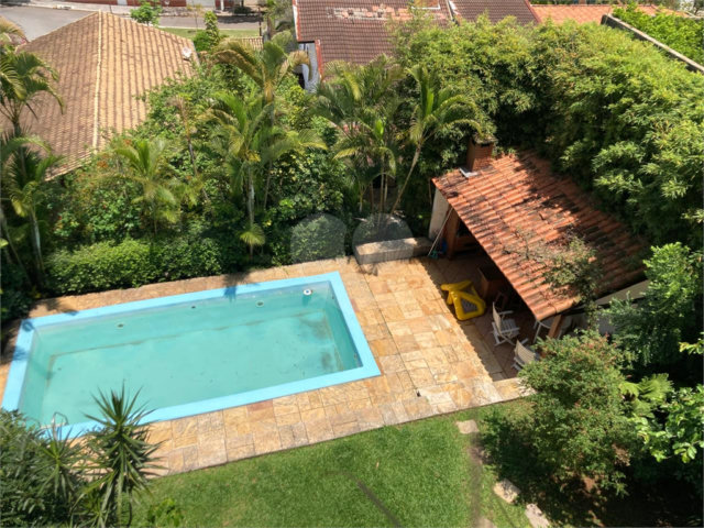 Casa à venda com 5 quartos, sendo 2 suítes,  em Jardim Marajoara, São Paulo, SP