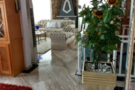 Triplex à venda com 4 suítes em Vila Paulicéia, São Paulo, SP