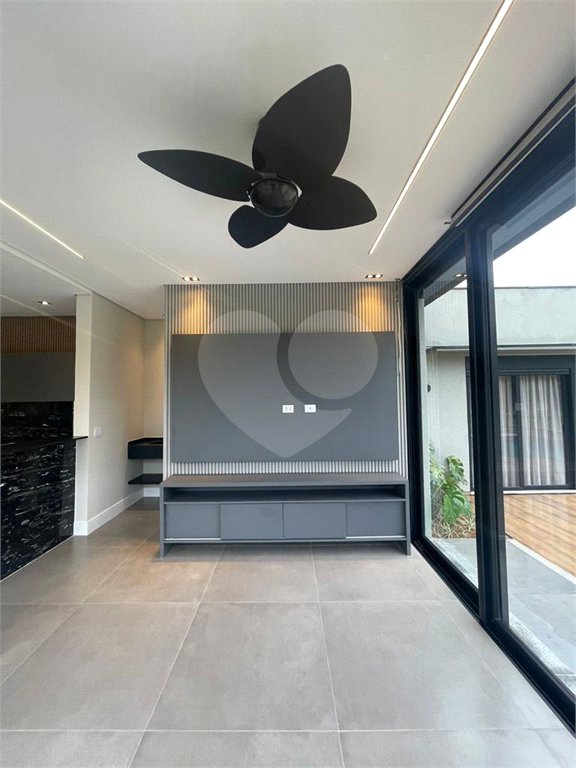 Casa à venda com 3 suítes no condomínio Residencial Granville, Atibaia - SP