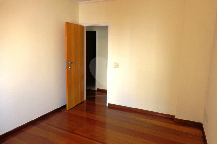 Apartamento à venda com 4 quartos, sendo 1 suíte,  em Santana, São Paulo, SP