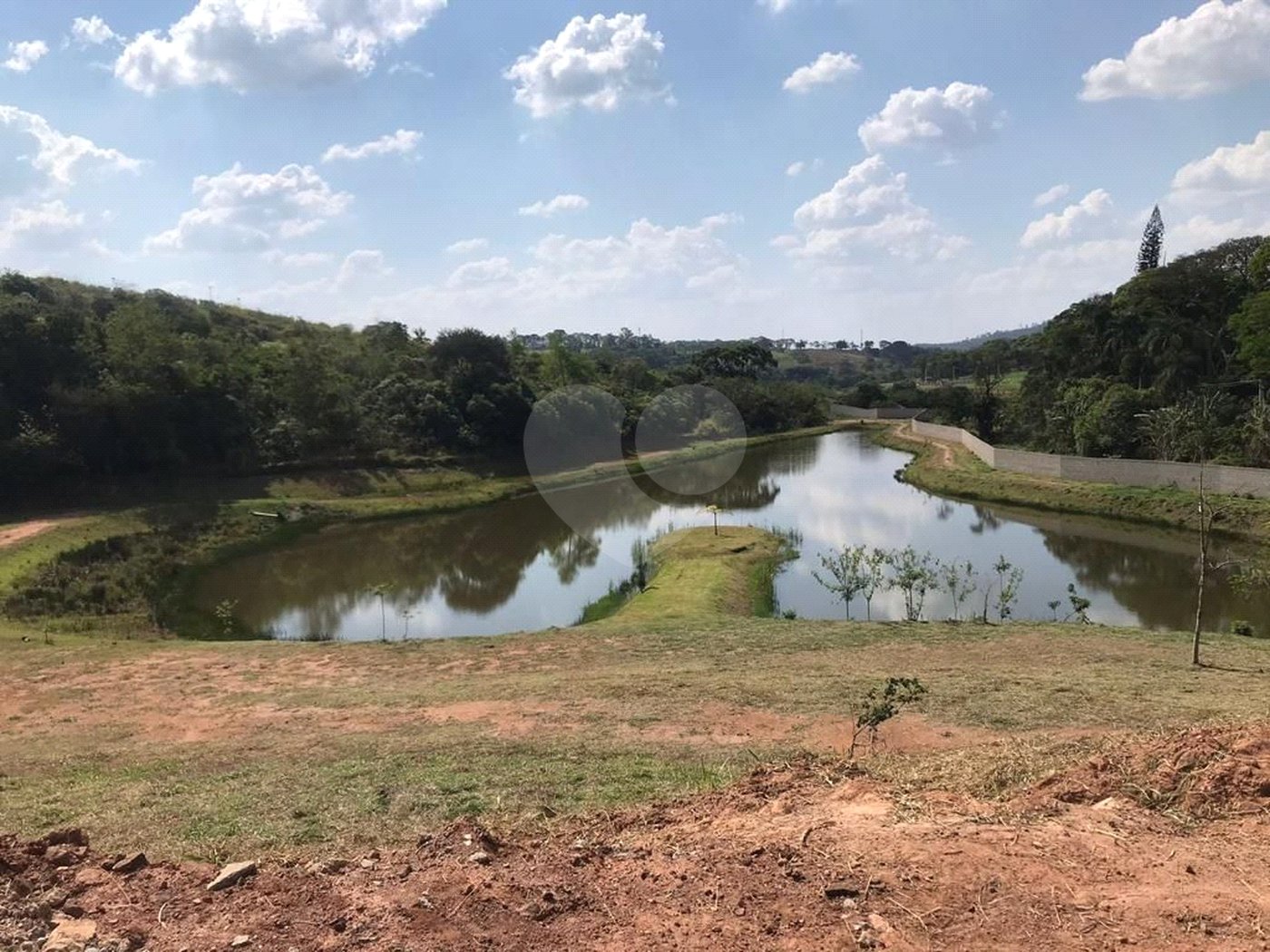 Terreno à venda no condomínio Portal Lamis I, Atibaia - SP