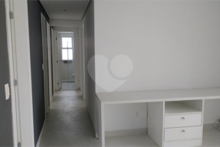 Apartamento à venda com 3 quartos, sendo 1 suíte, em Vila Suzana, São Paulo, SP