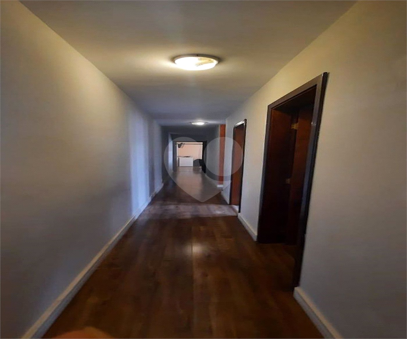 Sobrado à venda com 4 quartos, sendo 1 suíte, em Vila Marari, São Paulo, SP