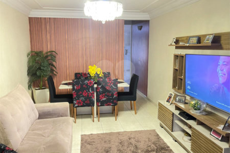 Casa à venda com 3 quartos em Cidade Boa Vista, Suzano, SP