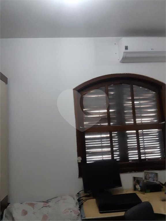 Sobrado à venda com 3 quartos, sendo 1 suíte, em Jardim Cachoeira, São Paulo, SP