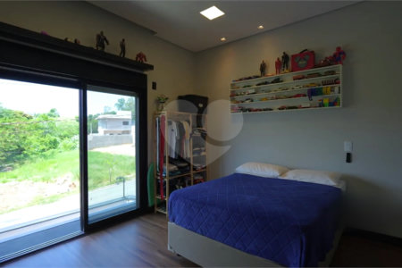 Casa à venda com 3 suítes em Pinheirinho, Vinhedo, SP