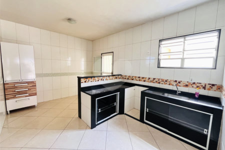 Casa à venda com 3 quartos em Campo Grande, Rio de Janeiro, RJ
