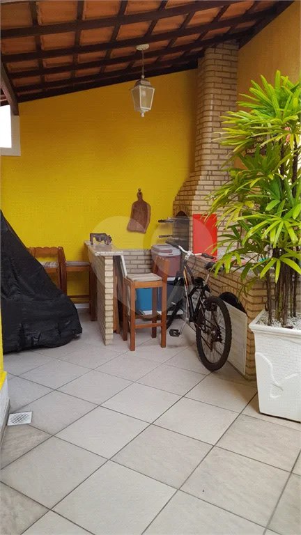 Casa à venda com 3 suítes, no condomínio Residências do Campo, Rio de Janeiro - RJ