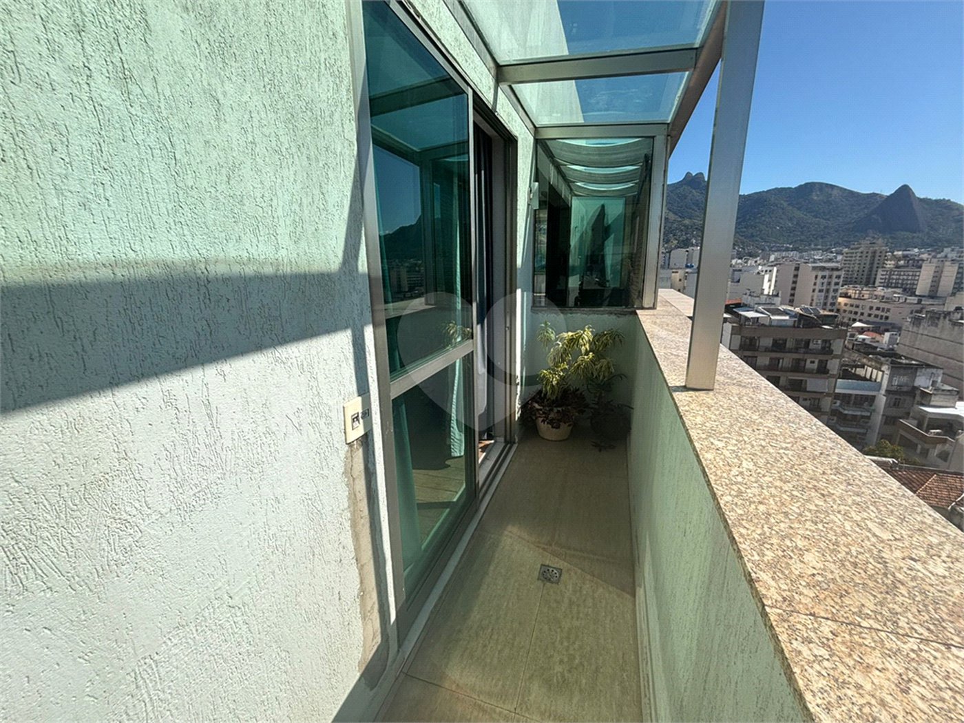 Cobertura à venda com 3 quartos, sendo 2 suítes,  em Vila Isabel, Rio de Janeiro, RJ