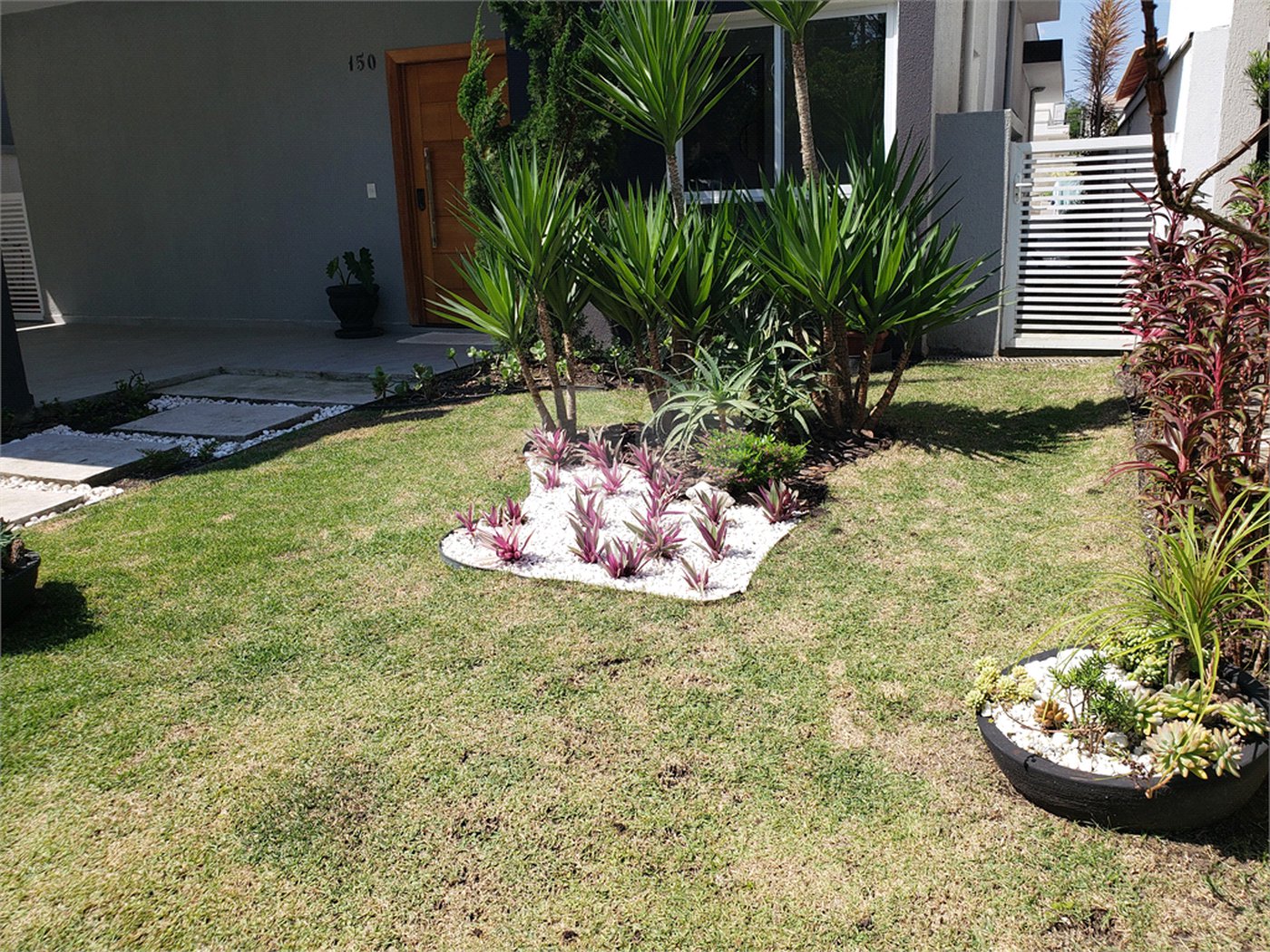 Casa à venda com 3 suítes no condomínio Residencial Veredas, Mogi das Cruzes - SP