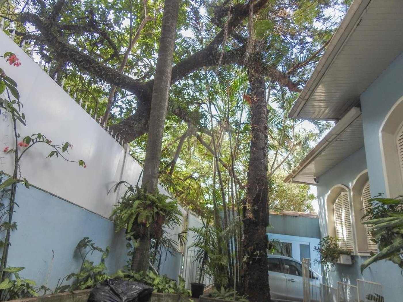 Casa Térrea à venda com 4 quartos, sendo 2 suítes, em Jardim das Bandeiras, São Paulo, SP
