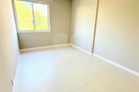 Apartamento à venda com 3 quartos, sendo 1 suíte, em Laranjeiras, Rio de Janeiro, RJ