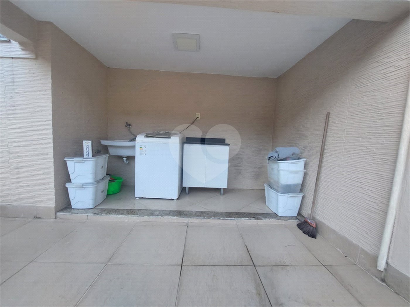Casa de Vila à venda com 2 quartos, sendo 1 suíte,  em Rio de Janeiro, RJ