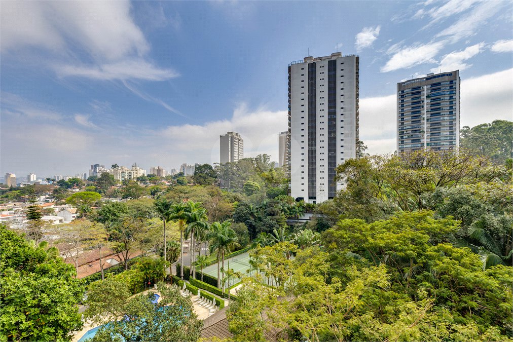 Apartamento à venda com 4 suítes em Alto da Boa Vista, São Paulo, SP