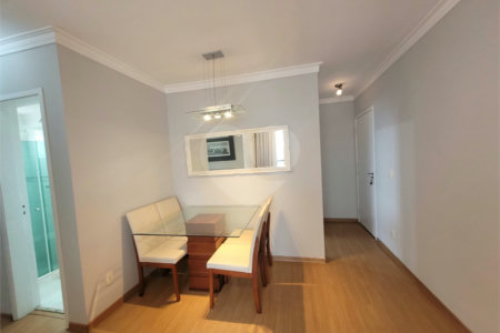 Apartamento para alugar com 2 quartos em Vila Anastácio, São Paulo, SP