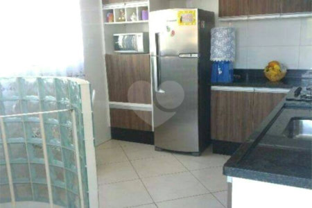Apartamento à venda com 2 quartos em Jardim Itamarati, Poá, SP