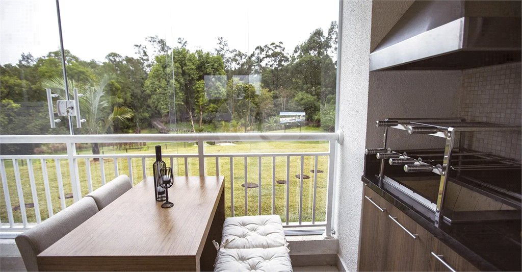 Apartamento à venda com 2 quartos, sendo 1 suíte,  em Aparecidinha, Sorocaba, SP