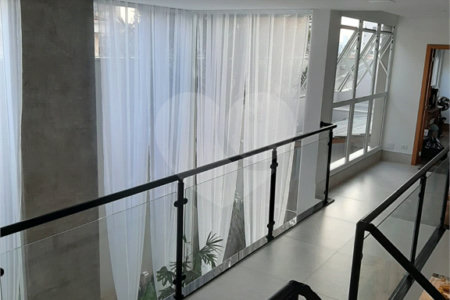 LINDO SOBRADO 3 SUITES 4 VAGAS JD DA SAÚDE ACEITA PERMUTA.
