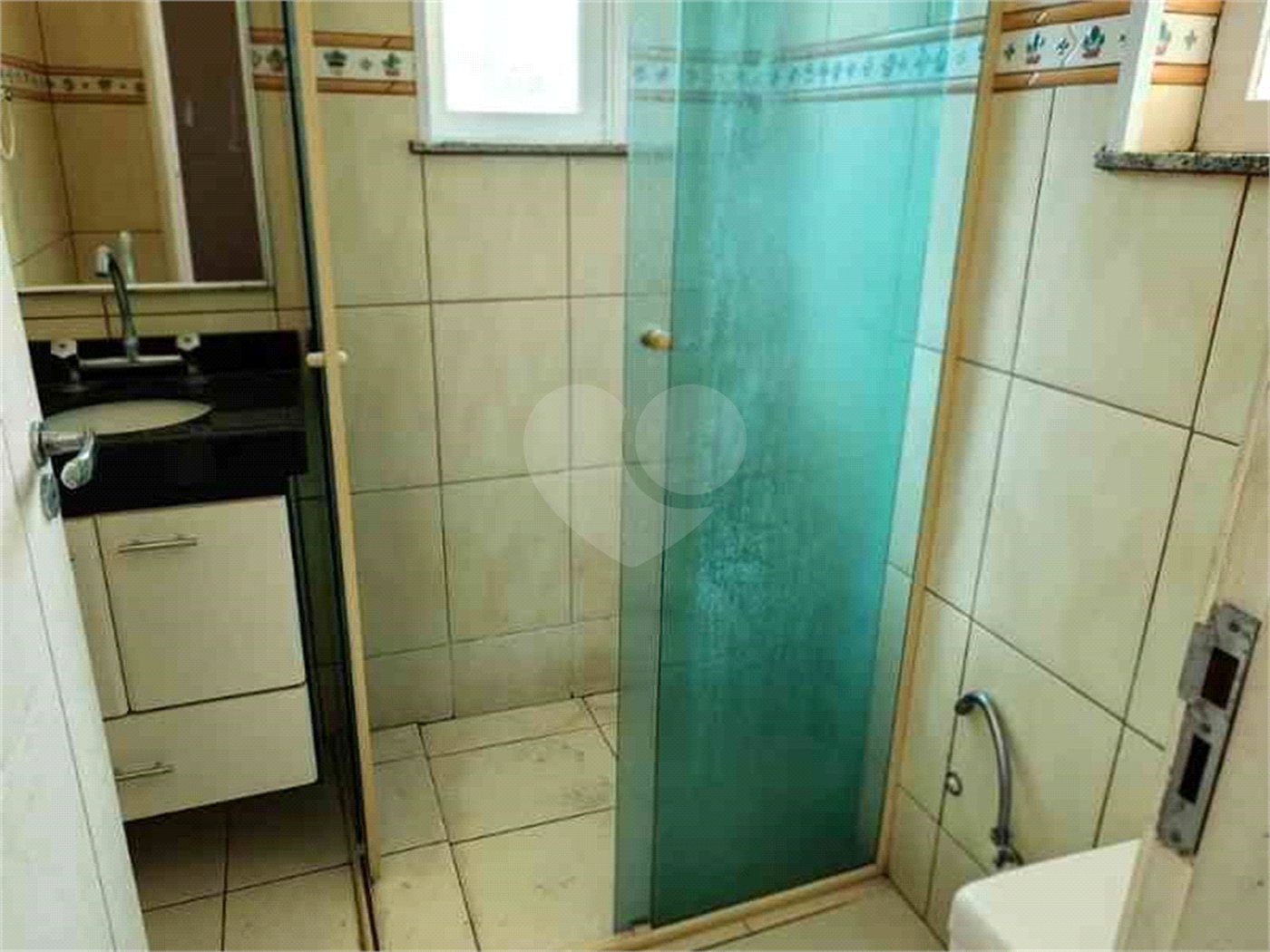 Casa à venda com 3 suítes no condomínio Quinta de Santo Antônio, São Paulo - SP