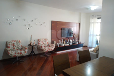 Apartamento à venda com 4 quartos, sendo 1 suíte, em Tijuca, Rio de Janeiro, RJ