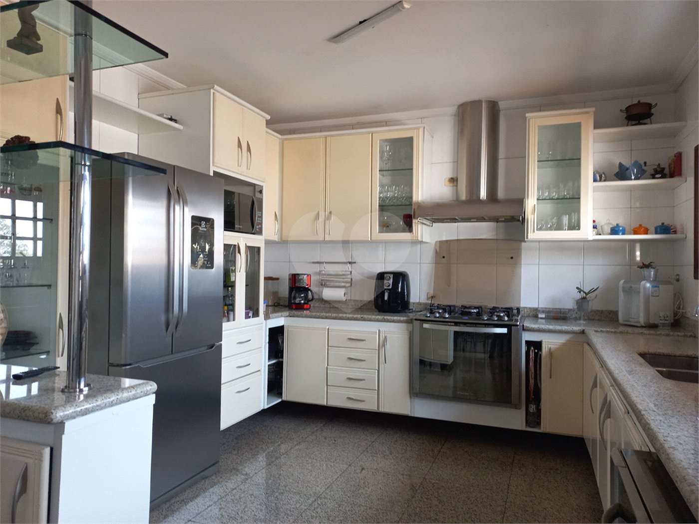 Casa à venda com 3 suítes em Parque Monte Alegre, Taboão da Serra, SP