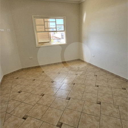 Sobrado à venda com 3 quartos, sendo 2 suítes, em Jardim Rossignatti, Indaiatuba, SP