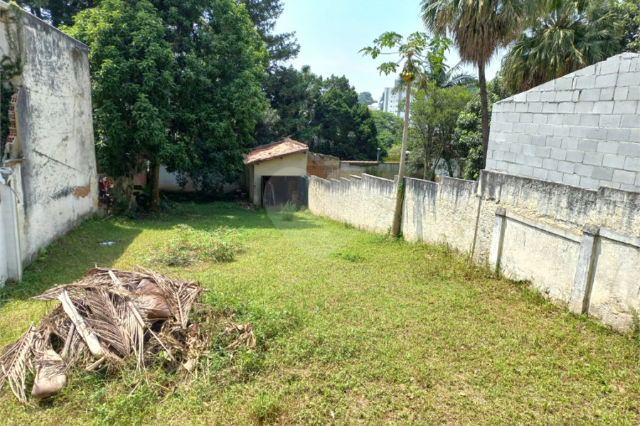 Terreno à venda com 2 quartos, sendo 1 suíte, em Jardim Floresta, São Paulo, SP
