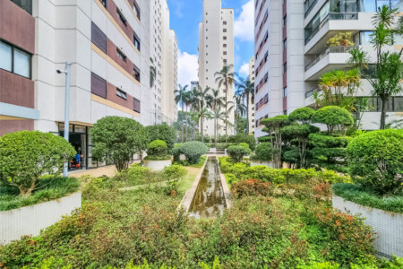 Apartamento à venda com 3 suítes em Indianópolis, São Paulo, SP
