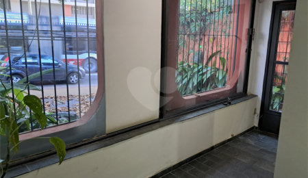 Sobrado à venda ou para alugar com 1 quarto em Alto da Boa Vista, São Paulo, SP