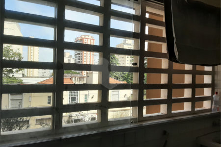 Apartamento à venda com 3 quartos, sendo 1 suíte, em Vila Mariana, São Paulo, SP
