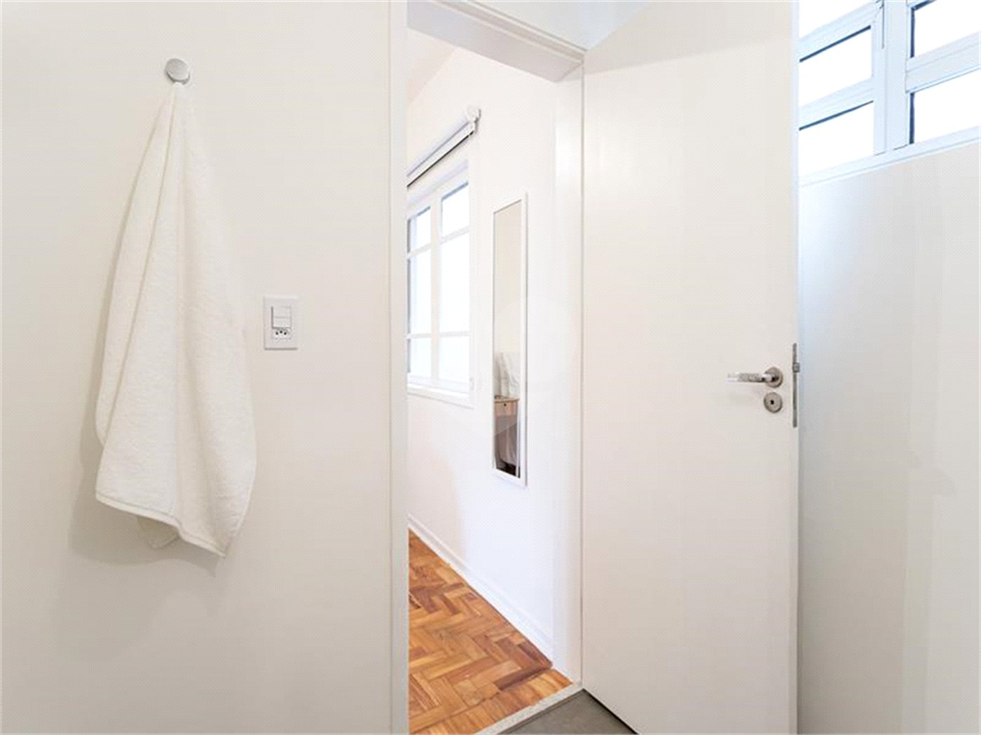 Apartamento à venda com 5 quartos, sendo 1 suíte,  em Pinheiros, São Paulo, SP