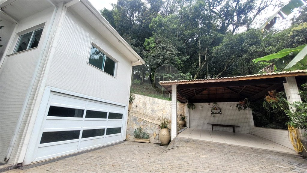 Casa à venda com 4 suítes no condomínio Jardim da Montanha I, Mairiporã - SP