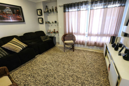 Casa à venda ou para alugar com 5 suítes no condomínio Residencial Jardim Primavera, Louveira - SP