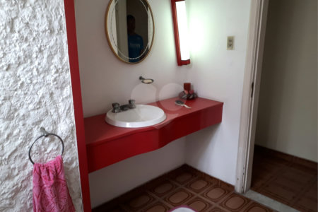 Casa à venda com 5 quartos, sendo 1 suíte, em Grajaú, Rio de Janeiro, RJ