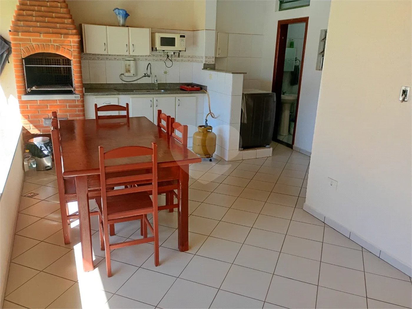 Casa térrea com edícula, com 4 dormitórios à venda no Condomínio Residencial Parque Taquaral em Piracicaba/SP.