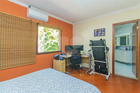 Casa à venda com 3 suítes em Jardim Prudência, São Paulo, SP