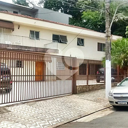 Sobrado à venda com 8 quartos, sendo 5 suítes, em Jardim Franca, São Paulo, SP