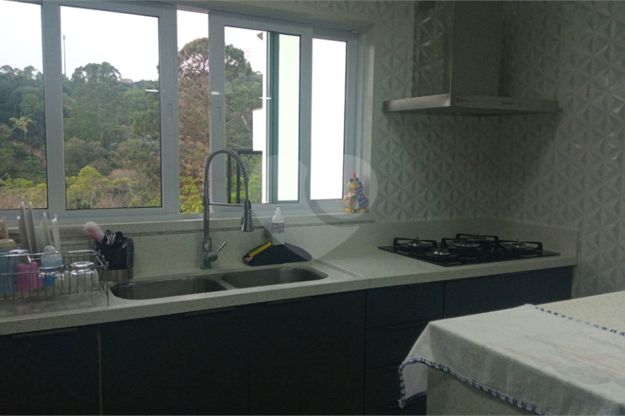 Casa à venda com 3 suítes em Serra da Cantareira, Mairiporã, SP