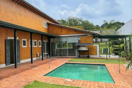 Casa à venda com 4 suítes no condomínio Miollo da Granja, Cotia - SP