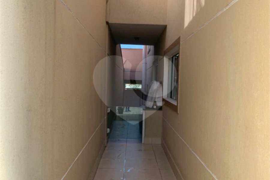 Sobrado à venda com 3 suítes em Parada Inglesa, São Paulo, SP