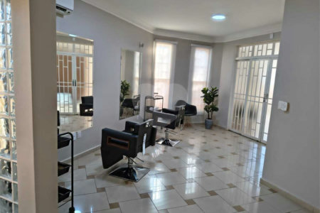 Sobrado à venda com 4 quartos, sendo 2 suítes, em Alto da Boa Vista, Ribeirão Preto, SP