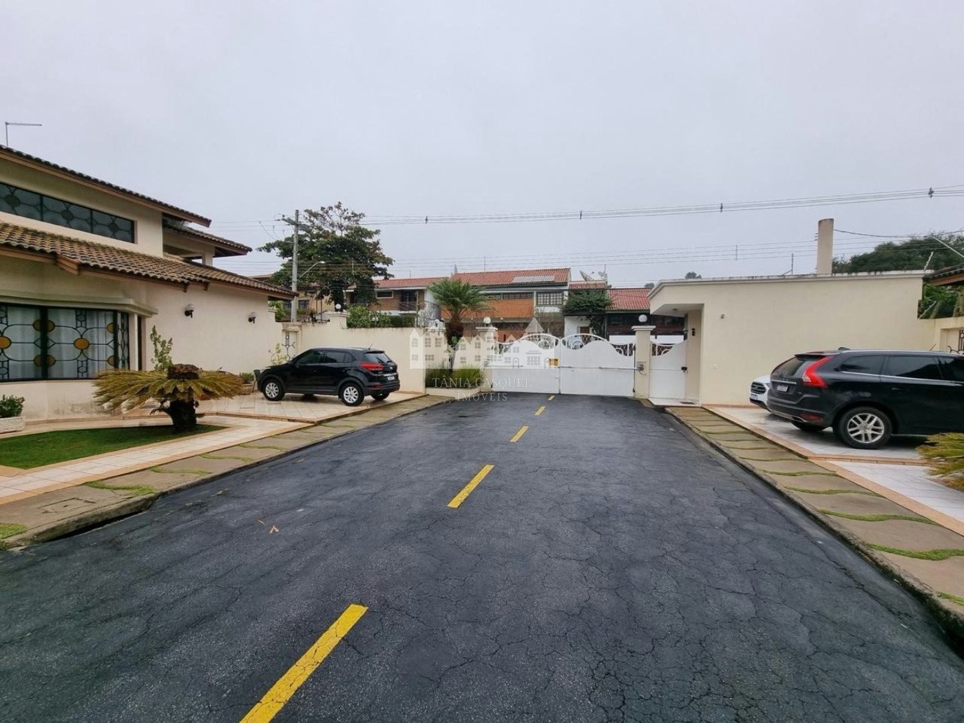 Casa para alugar com 3 suítes em Vila Santista, Atibaia, SP