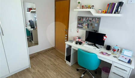Sobrado à venda com 3 quartos, sendo 1 suíte,  em Santa Teresinha, São Paulo, SP