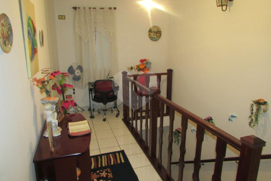 Sobrado à venda com 3 quartos, sendo 1 suíte, em Vila Maria Alta, São Paulo, SP