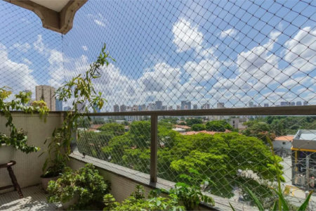 Apartamento à venda com 4 quartos, sendo 1 suíte, em Cidade Monções, São Paulo, SP
