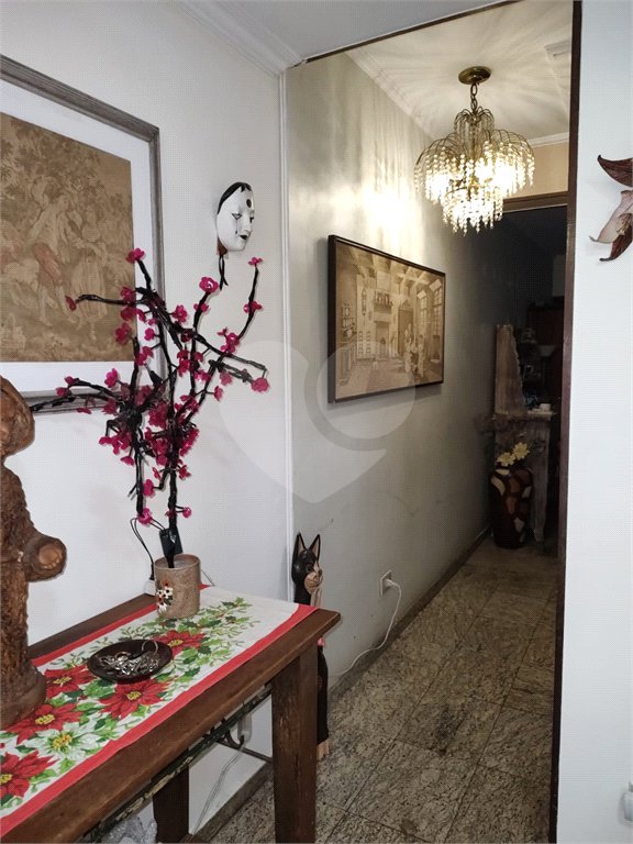 Sobrado à venda com 4 quartos, sendo 1 suíte, em Horto, São Paulo, SP