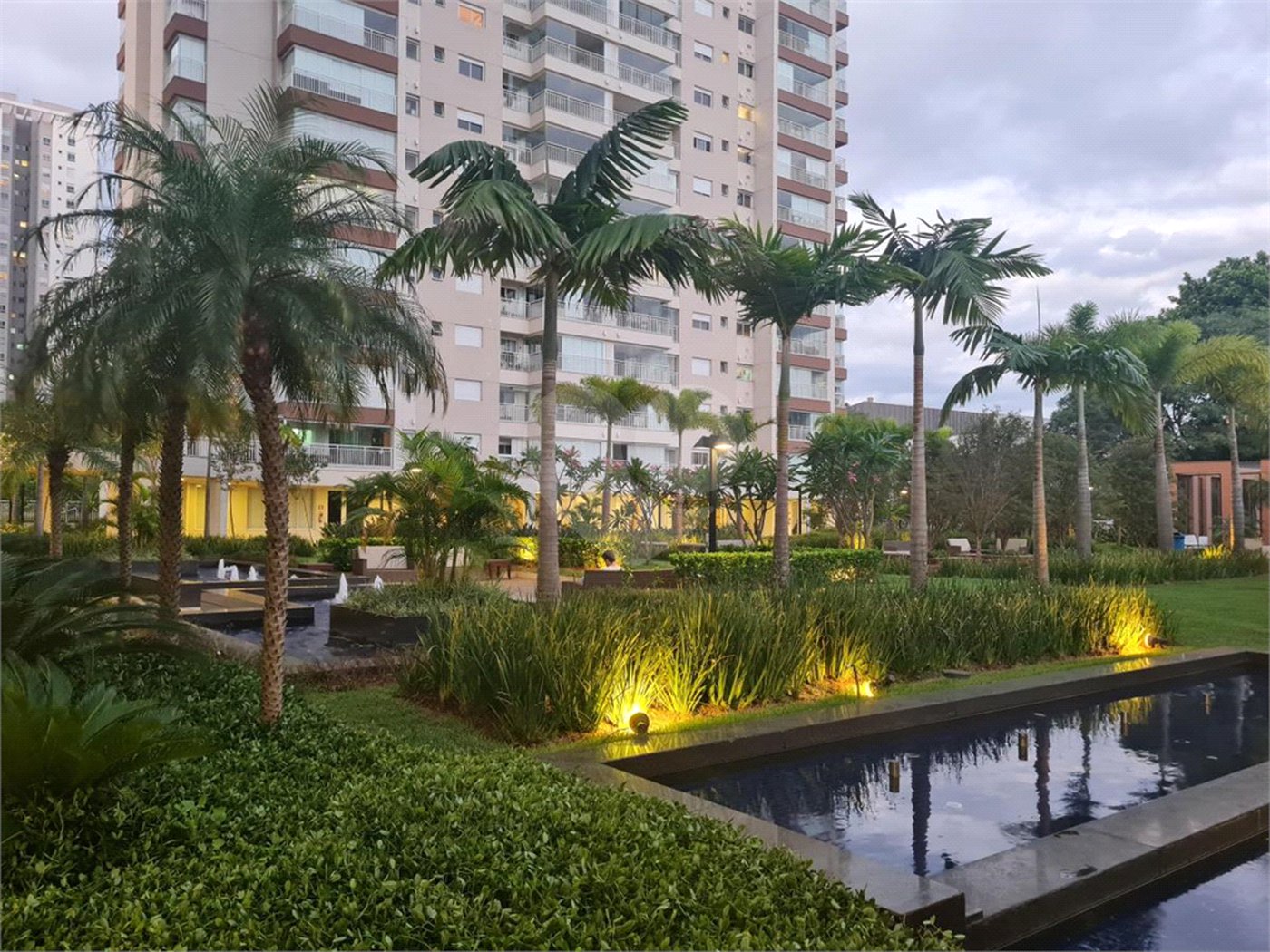 Apartamento à venda com 3 quartos, sendo 1 suíte,  em Vila Anastácio, São Paulo, SP