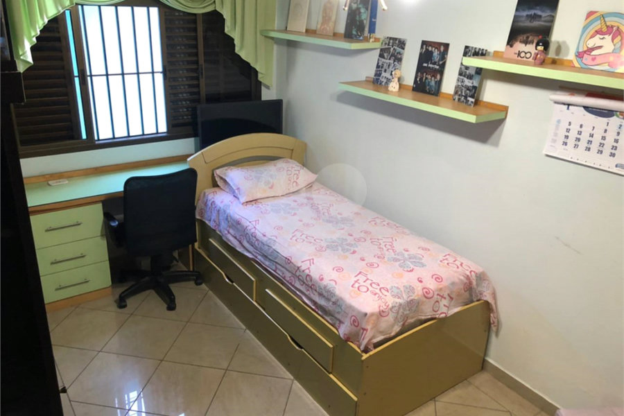 Casa Térrea à venda com 3 suítes em Jaçanã, São Paulo, SP