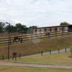 Casa à venda com 3 suítes no condomínio Figueira Garden, Atibaia - SP