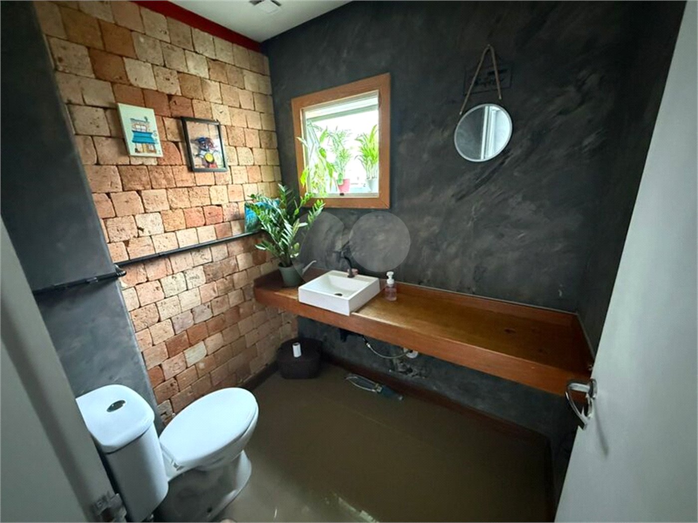 Casa à venda com 3 suítes em Taboão, São Roque, SP